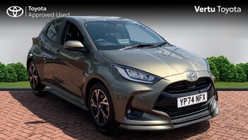 Toyota Yaris 1.5 Hybrid Design 5dr CVT Hybrid Hatchback